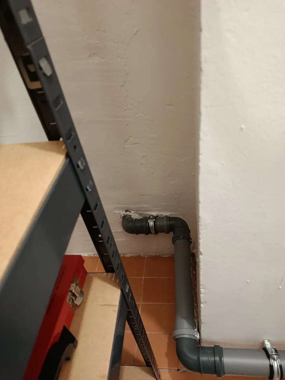 Запушена тоалетна